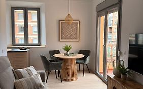 Life Apartments Alameda Colón
